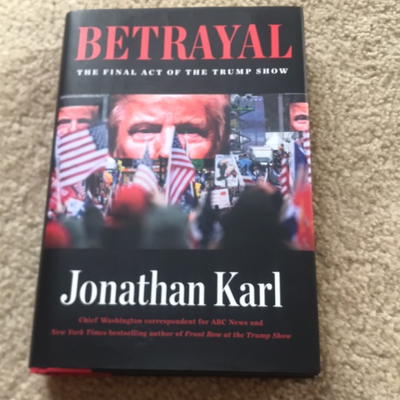 🌸NEW🌸 “Betrayal” Book - Picture 2 of 6